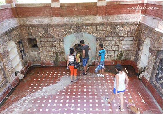Sala del envasadero de aguas del manantial del Balneario de San Miguel de los Baños